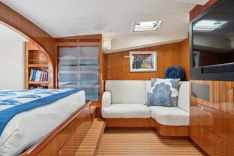 Sur L'eau 88 Sur L'eau 2008 ALLIAURA MARINE 745 Catamaran Yacht MLS #480756 88