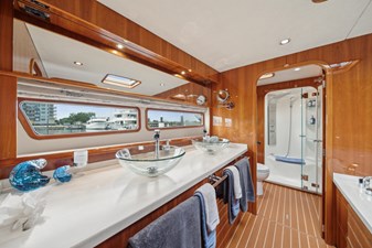 Sur L'eau 99 Sur L'eau 2008 ALLIAURA MARINE 745 Catamaran Yacht MLS #480756 99