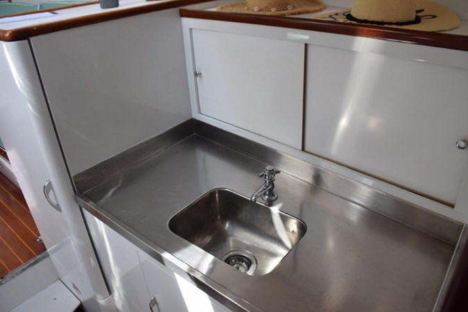 Galley portside and refrigerator