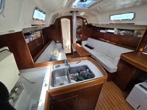 ATHENA 8 Salon