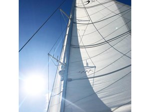 CHASING WATERFALLS 103 Main sail