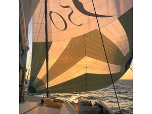 CHASING WATERFALLS 104 Spinnaker