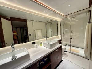 HeySea Asteria 108 12 Heysea Astoria 108 - Master Cabin Ensuite