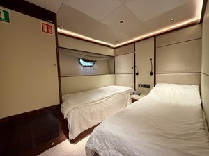 HeySea Asteria 108 14 Heysea Astoria 108 - Twin Cabin Port