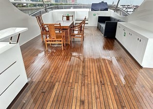 HeySea Asteria 108 5 Heysea Astoria 108 - Flybridge