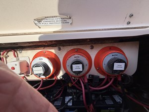 THE OUTER LIMITS 32 BatterSwitches