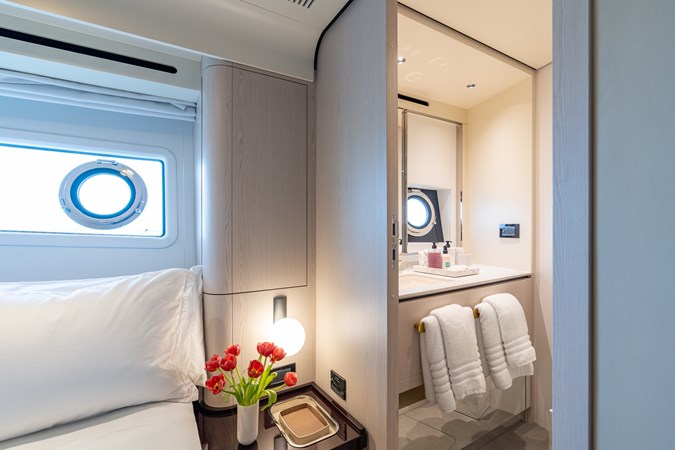 Euphoria Azimut 78 VIP 3