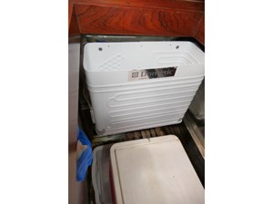 POLAR BEAR 11 Galley Refer