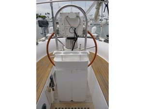 POLAR BEAR 33 Cockpit Pedestal Aft