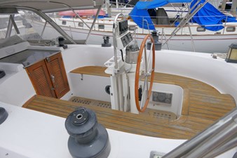 POLAR BEAR 41 Cockpit Stbd