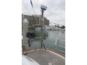 POLAR BEAR 48 Radar Mast