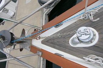 POLAR BEAR 57 Windlass