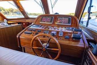 HOLLY ANN 42 HOLLY ANN 2010 VICEM 58/64  Motor Yacht Yacht MLS #482388 42