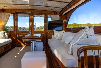 HOLLY ANN 52 HOLLY ANN 2010 VICEM 58/64  Motor Yacht Yacht MLS #482388 52