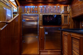 HOLLY ANN 62 HOLLY ANN 2010 VICEM 58/64  Motor Yacht Yacht MLS #482388 62