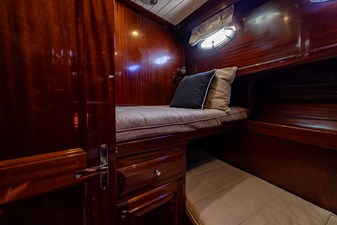 HOLLY ANN 81 HOLLY ANN 2010 VICEM 58/64  Motor Yacht Yacht MLS #482388 81