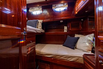 HOLLY ANN 83 HOLLY ANN 2010 VICEM 58/64  Motor Yacht Yacht MLS #482388 83