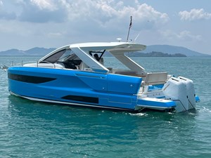 3. Jeanneau DB37OB