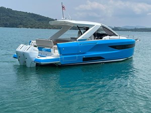 5. Jeanneau DB37OB