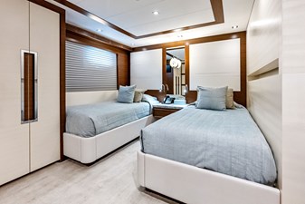 NORTHLAND 66 Guest stateroom twin, lower level aft to starboard side