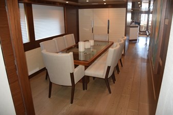 NORTHLAND 27 Dining Area View Aft towards Salon