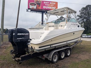 27' Wellcraft 2004 270 Coastal 7 