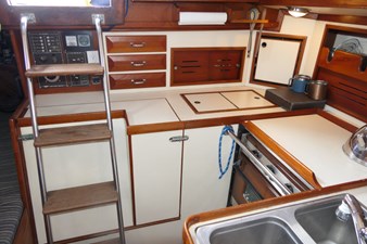 ATHENA 16 Galley Aft