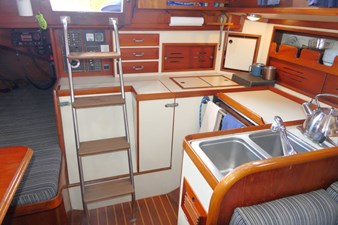 ATHENA 17 Galley Aft