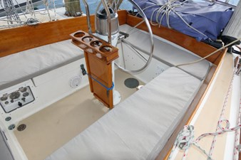 ATHENA 24 Cockpit