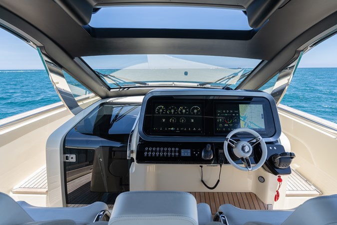 INVICTUS TT460 - Yacht for sale