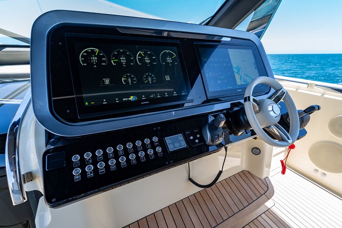 INVICTUS TT460 - Yacht for sale