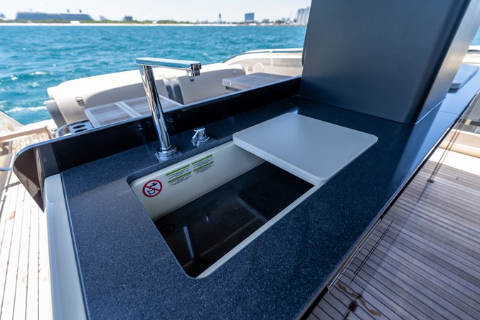 INVICTUS TT460 - Yacht for sale