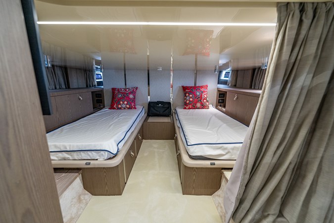 INVICTUS TT460 - Yacht for sale