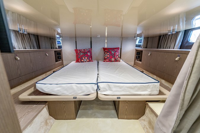INVICTUS TT460 - Yacht for sale