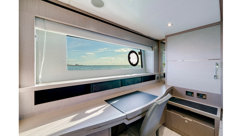 GRAVITAS - Yacht for sale