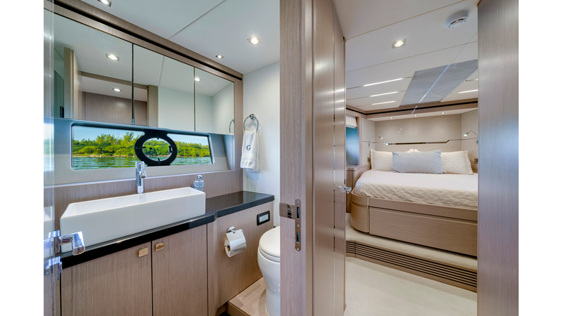 GRAVITAS - Yacht for sale