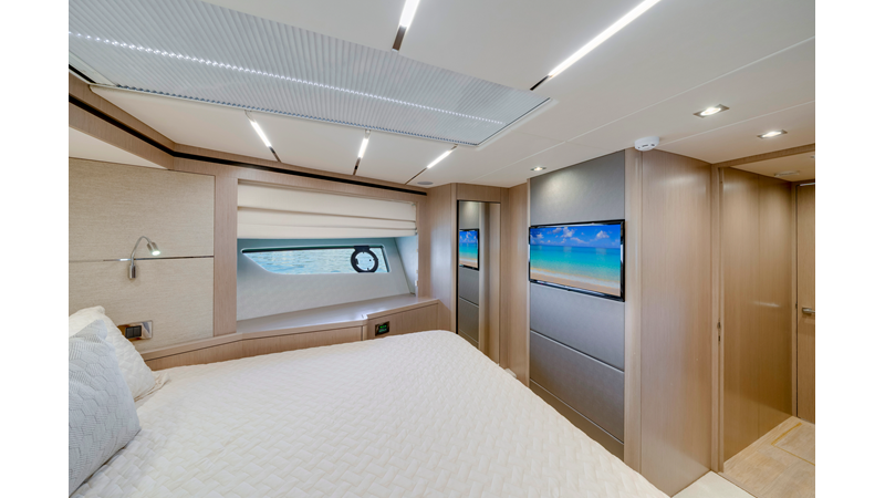 GRAVITAS - Yacht for sale