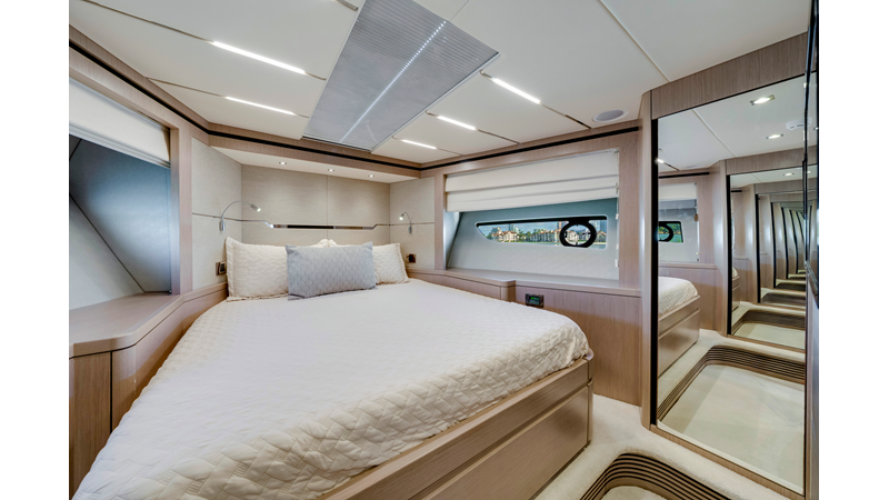 GRAVITAS - Yacht for sale