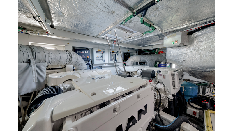 GRAVITAS - Yacht for sale