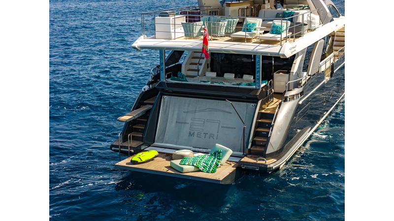 27 METRI - Yacht in vendita
