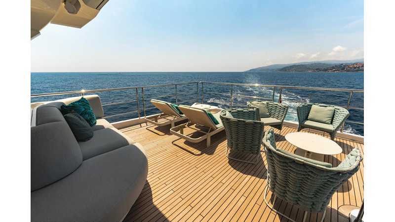 27 METRI - Yacht in vendita