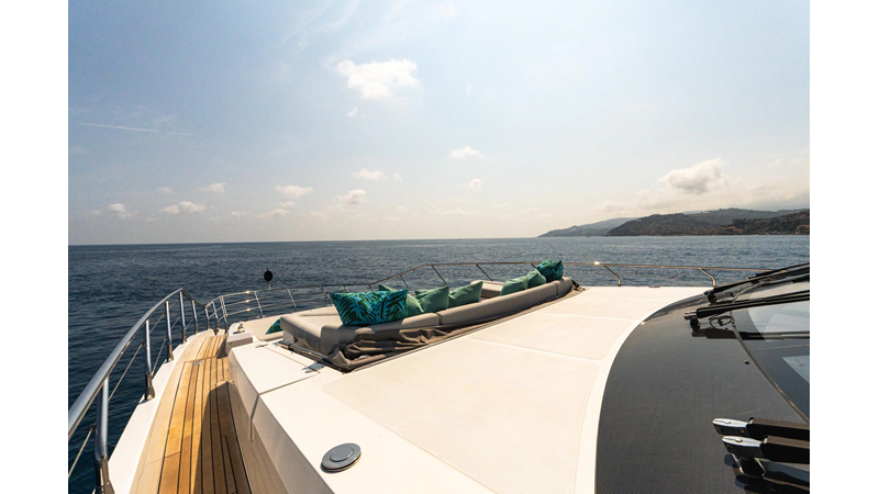 27 METRI - Yacht in vendita