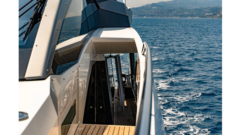 27 METRI - Yacht in vendita