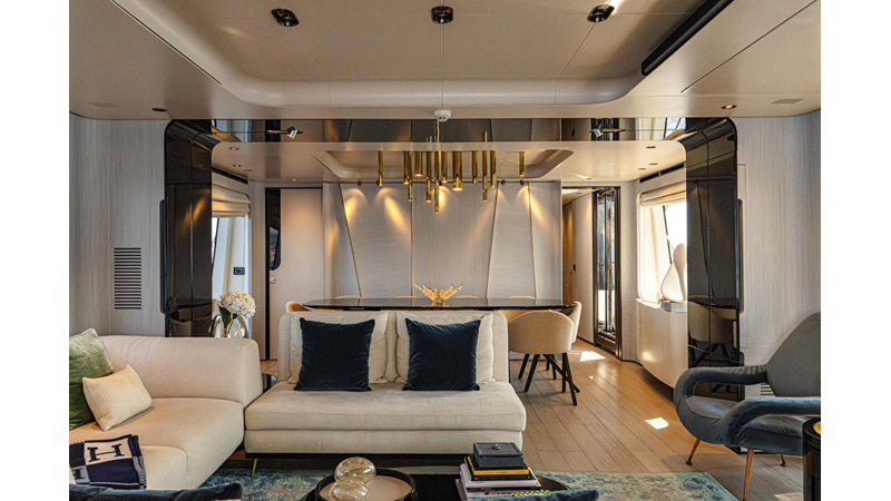 27 METRI - Yacht in vendita