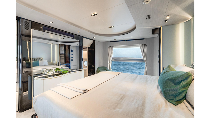 27 METRI - Yacht in vendita