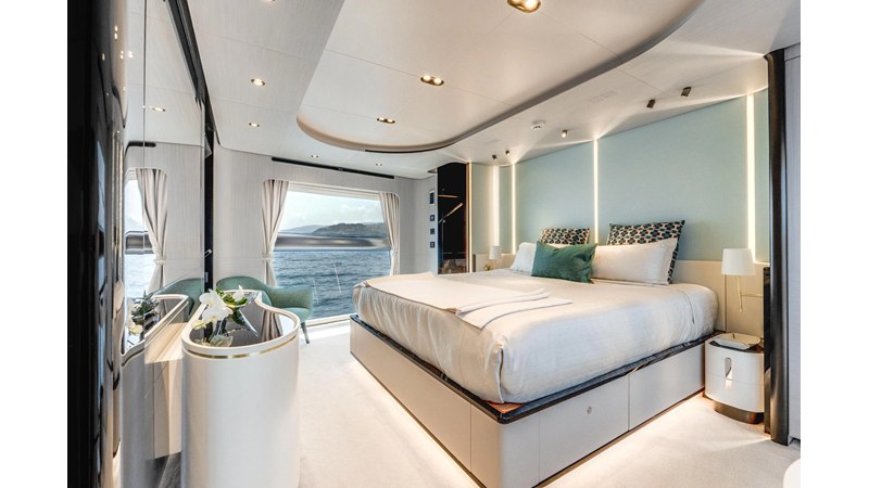 27 METRI - Yacht in vendita