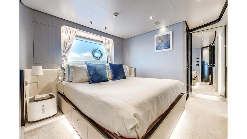 27 METRI - Yacht in vendita