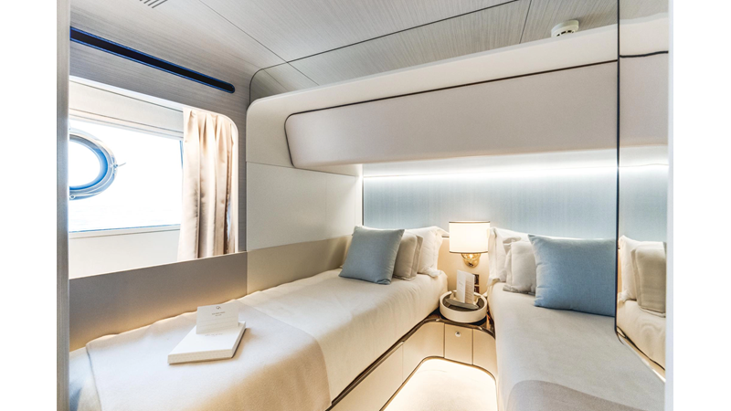 27 METRI - Yacht in vendita