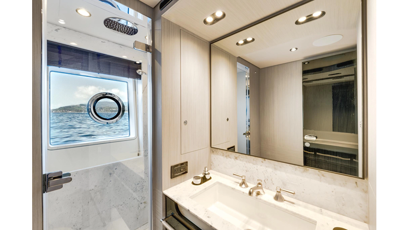 27 METRI - Yacht in vendita