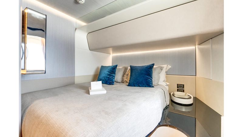 27 METRI - Yacht in vendita
